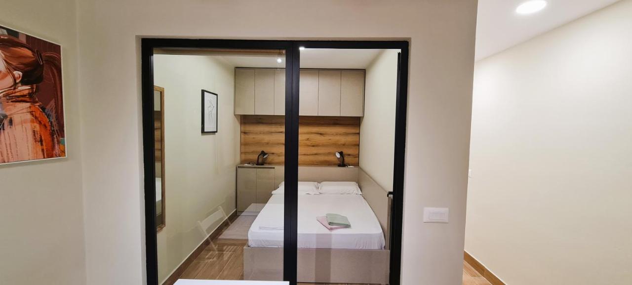 2V1 - Center Apartment 4 Tirana Exterior photo