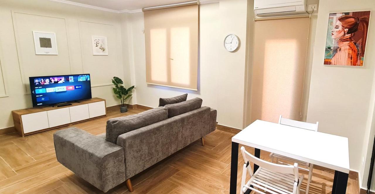 2V1 - Center Apartment 4 Tirana Exterior photo